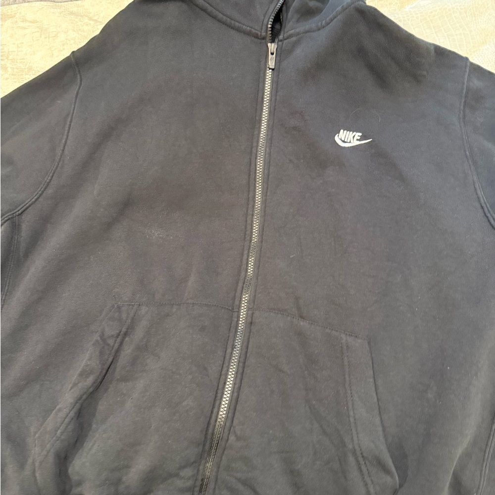 Nike Men's Black Zip-Up Sweater worn twice